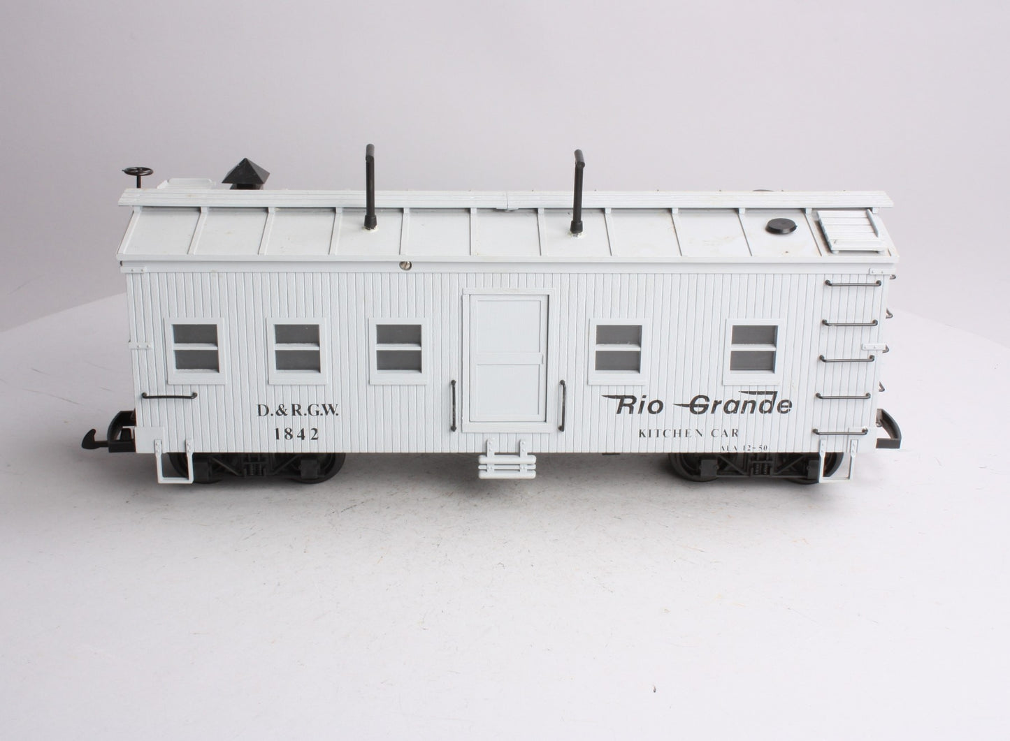 USA Trains R1842 G Denver & Rio Grande Western Kitchen Car #1842