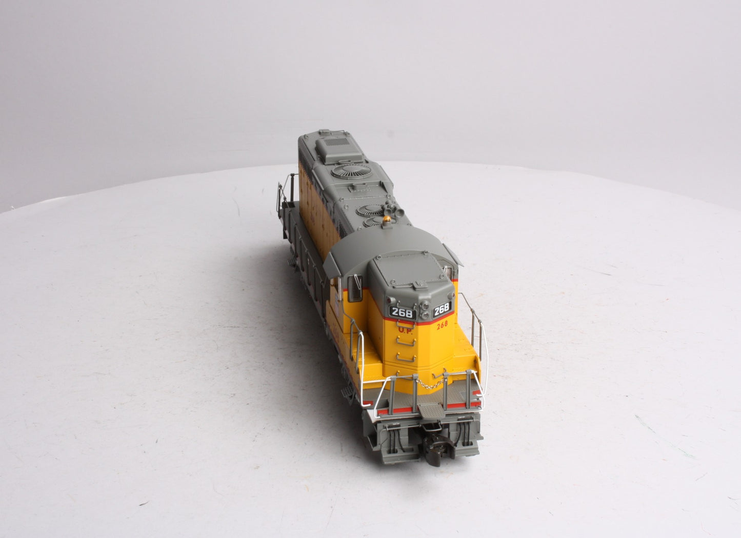 Lionel 6-34744 Union Pacific Non-Powered Scale GP9 Diesel Locomotive #268