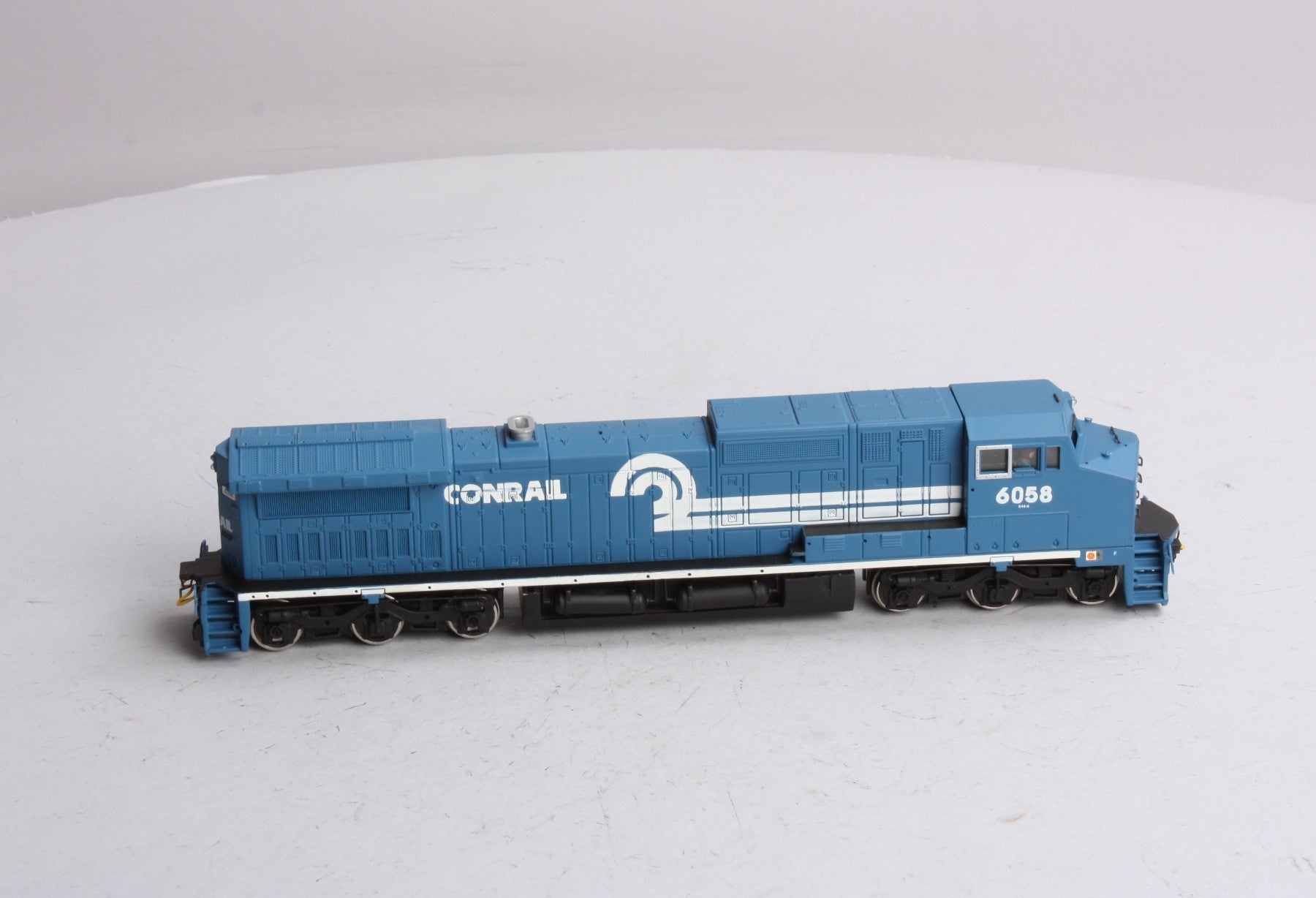 Bachmann 86008 HO Conrail GE Dash 8-40CW Wide Cab Diesel Locomotive #6058