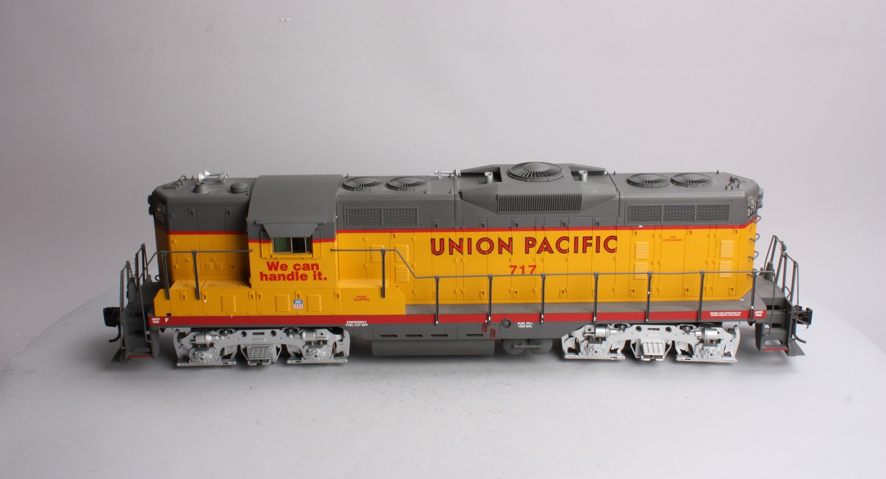 USA Trains 22106 G Union Pacific EMD GP-9 Diesel Locomotive #717 with Sound