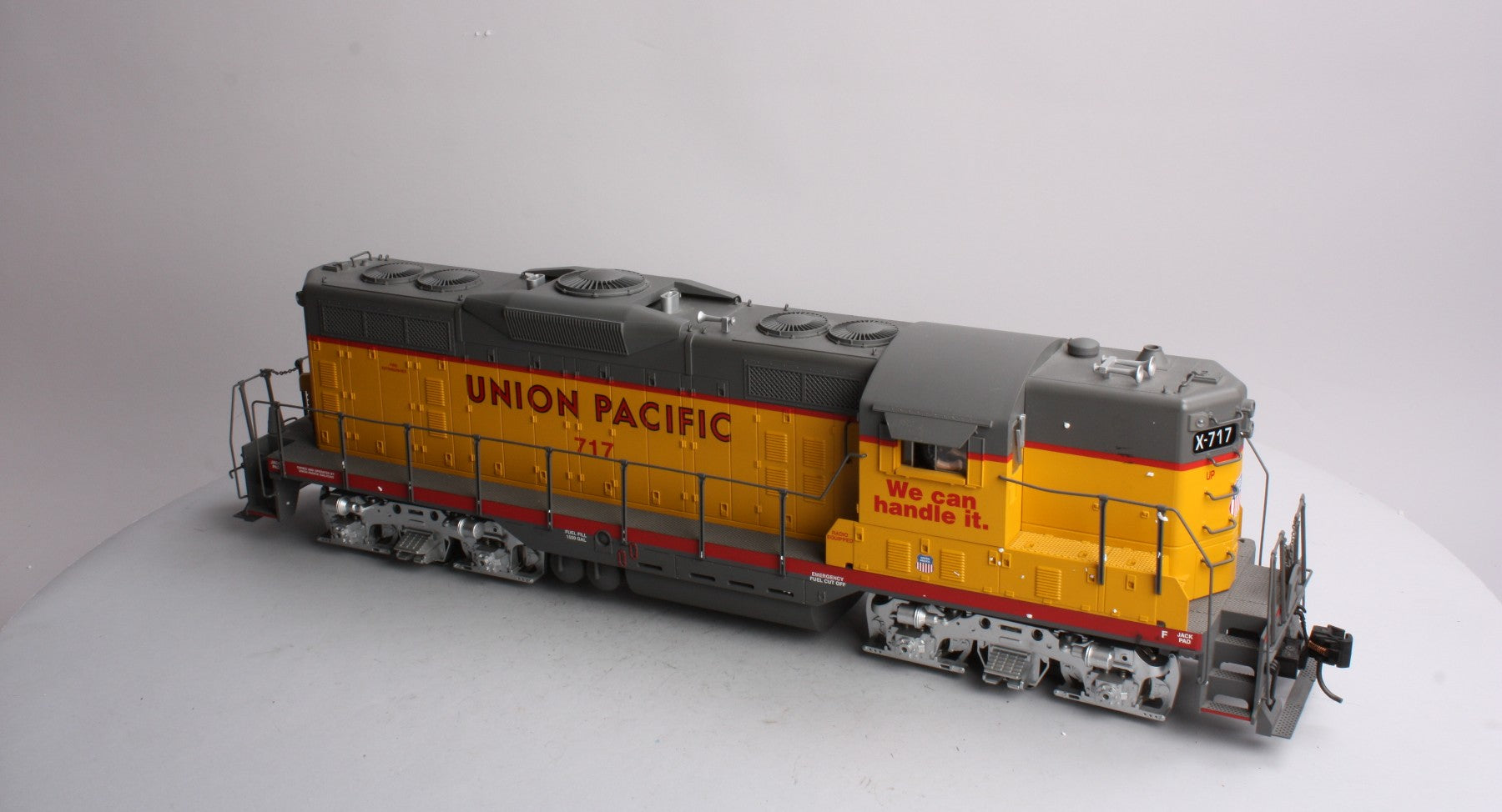 USA Trains 22106 G Union Pacific EMD GP-9 Diesel Locomotive #717 with Sound