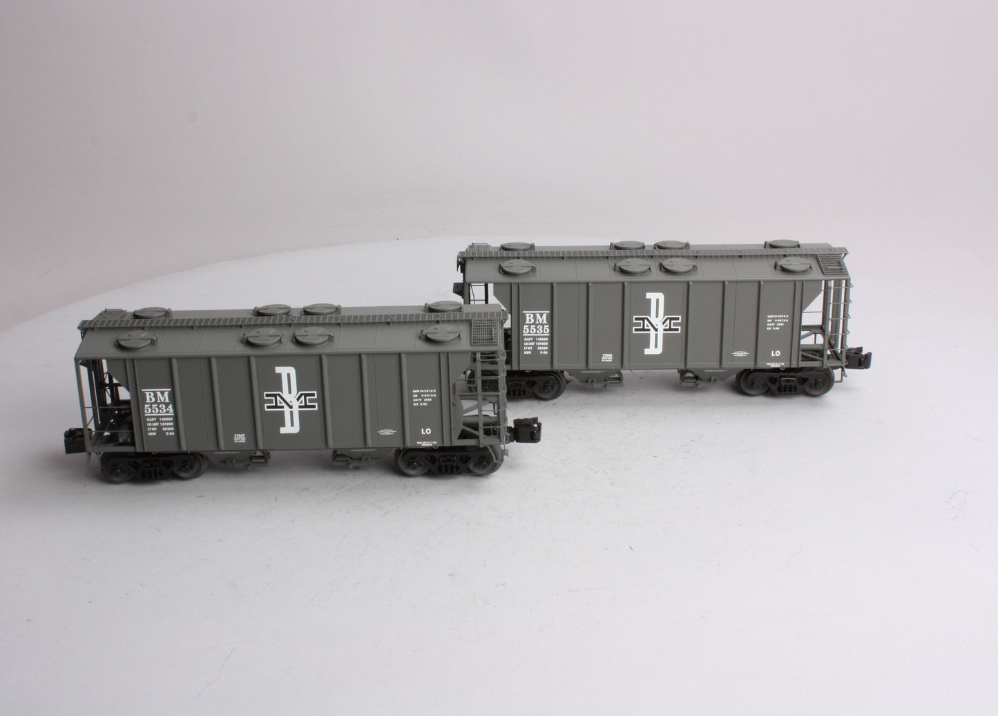 Lionel 6-11853 O Gauge Boston & Maine 2-Bay PS-2 Covered Hopper 2-Car Set