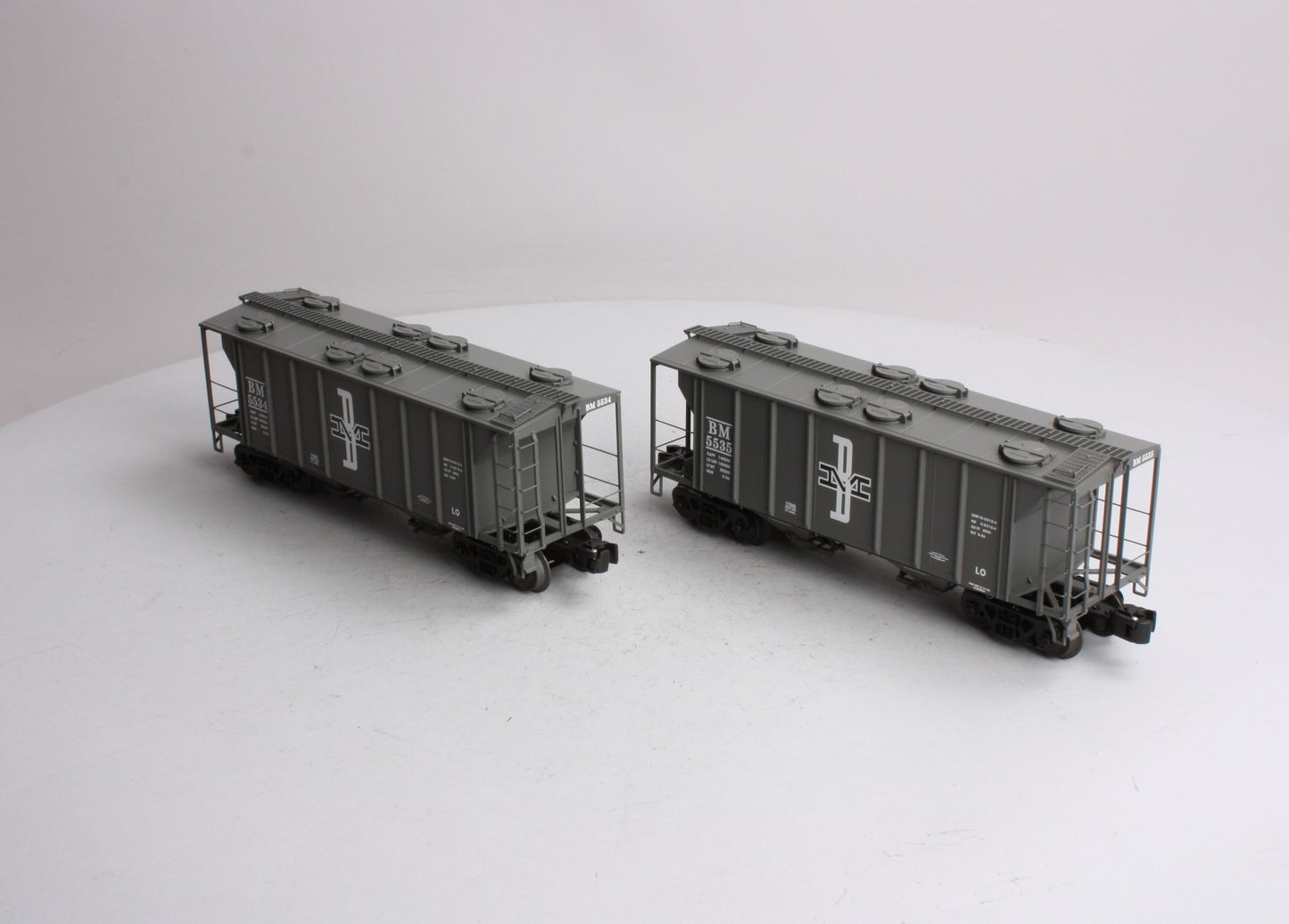 Lionel 6-11853 O Gauge Boston & Maine 2-Bay PS-2 Covered Hopper 2-Car Set