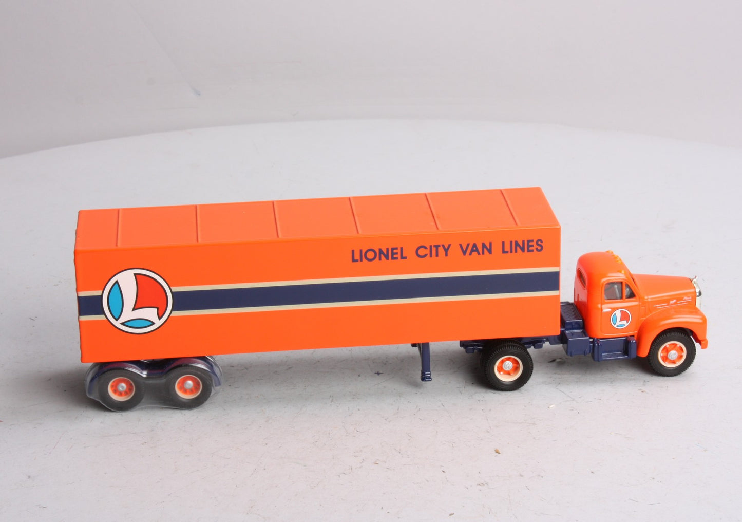 Corgi 52302 1:50 Lionel City Van Lines Mack B Series Semi Truck