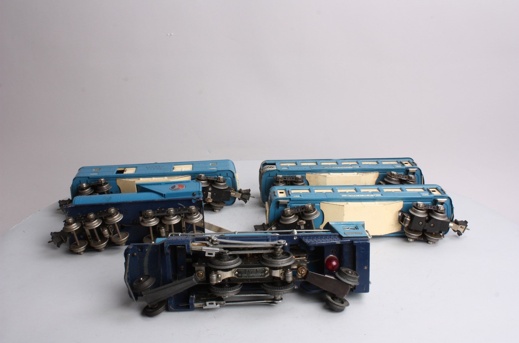 Lionel 194W Vintage O Prewar Blue Comet Set (263E, 2613, 2614, 2615)