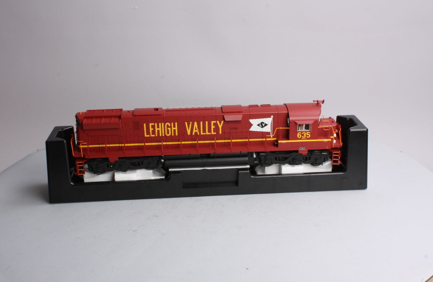 Atlas 1337-1 O Lehigh Valley C628 Powered Diesel Locomotive w/TMCC #635