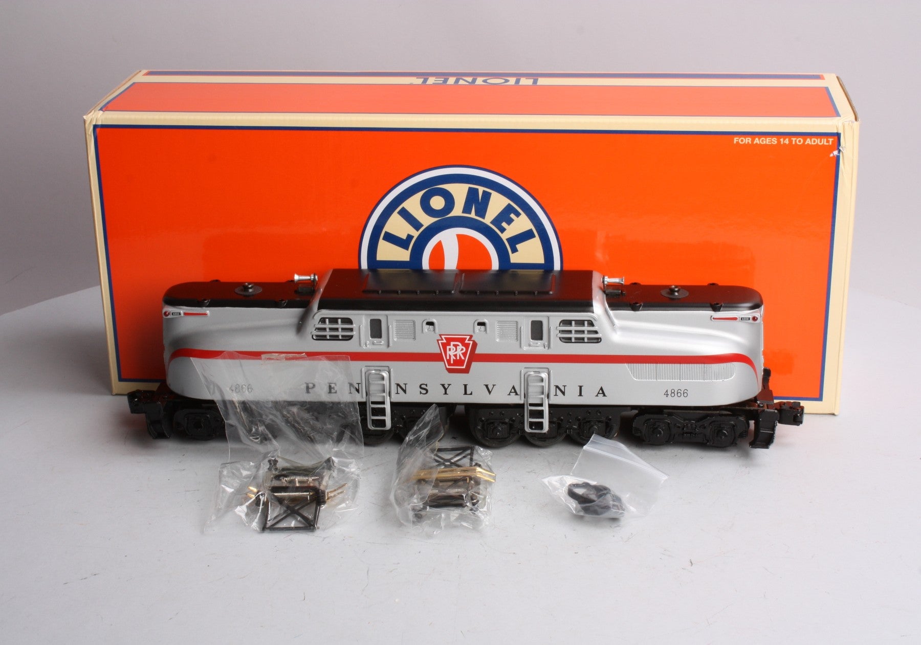 Lionel 6-38234 Pennsylvania Silver GG-1 Powered Electric Locomotive #4866