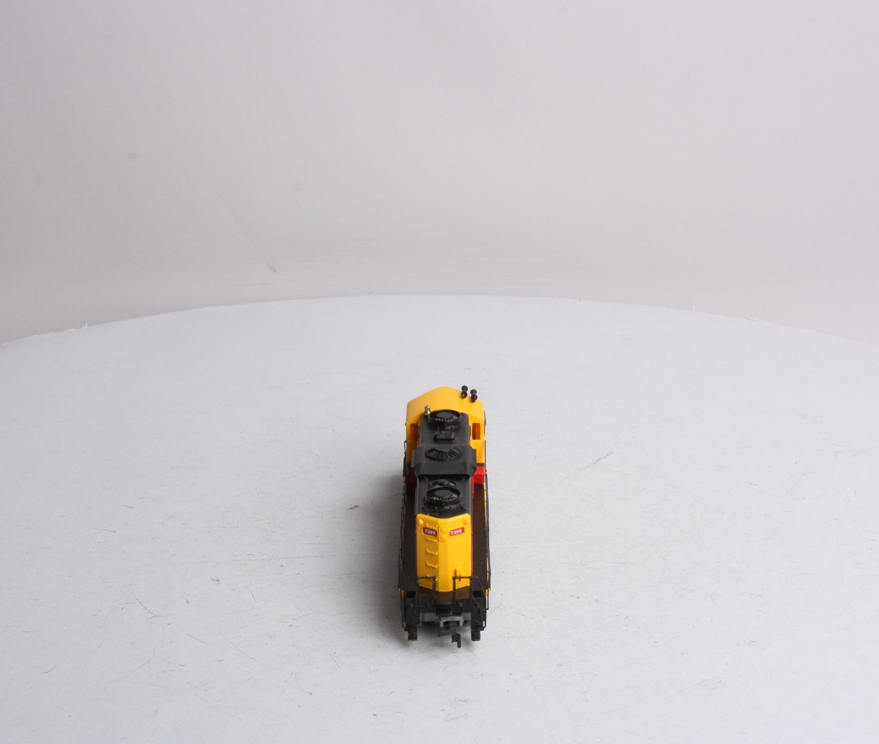 Mantua 414-001 HO Santa Fe GP-20 Diesel Locomotive #7399