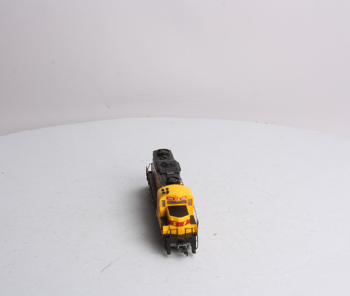 Mantua 414-001 HO Santa Fe GP-20 Diesel Locomotive #7399