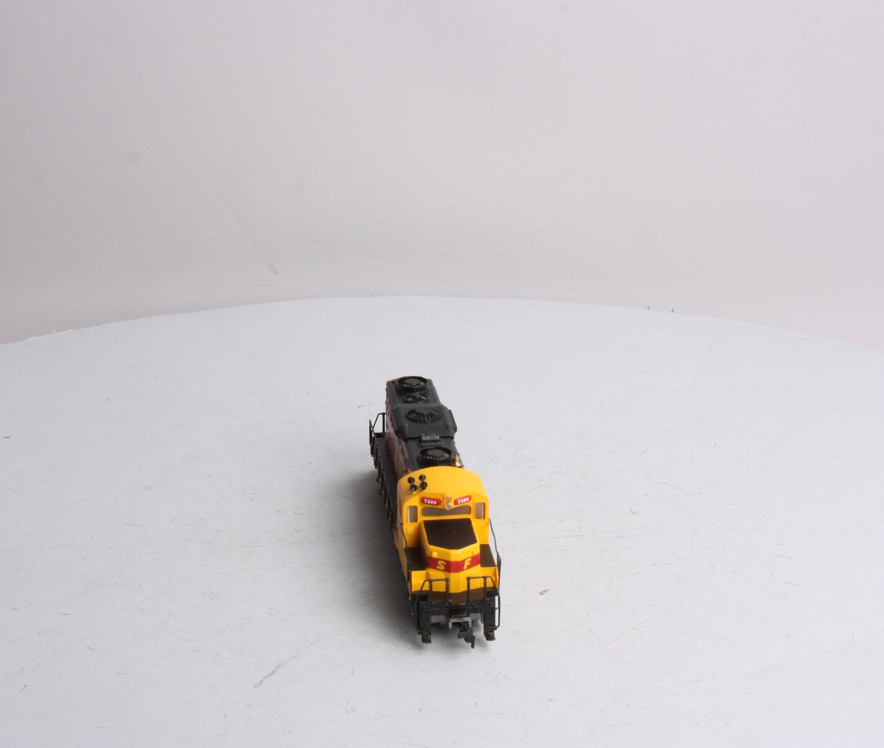Mantua 414-001 HO Santa Fe GP-20 Diesel Locomotive #7399
