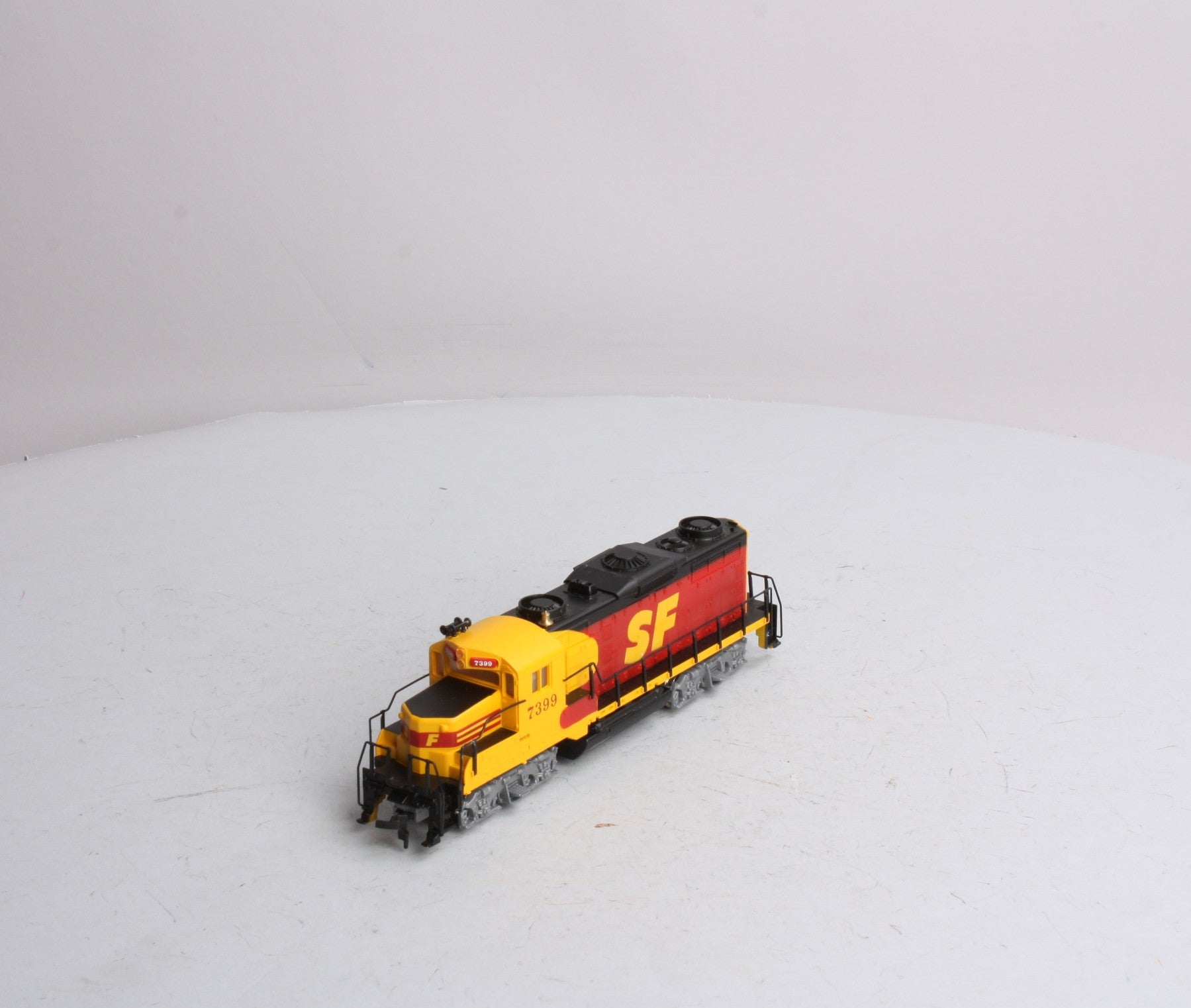 Mantua 414-001 HO Santa Fe GP-20 Diesel Locomotive #7399