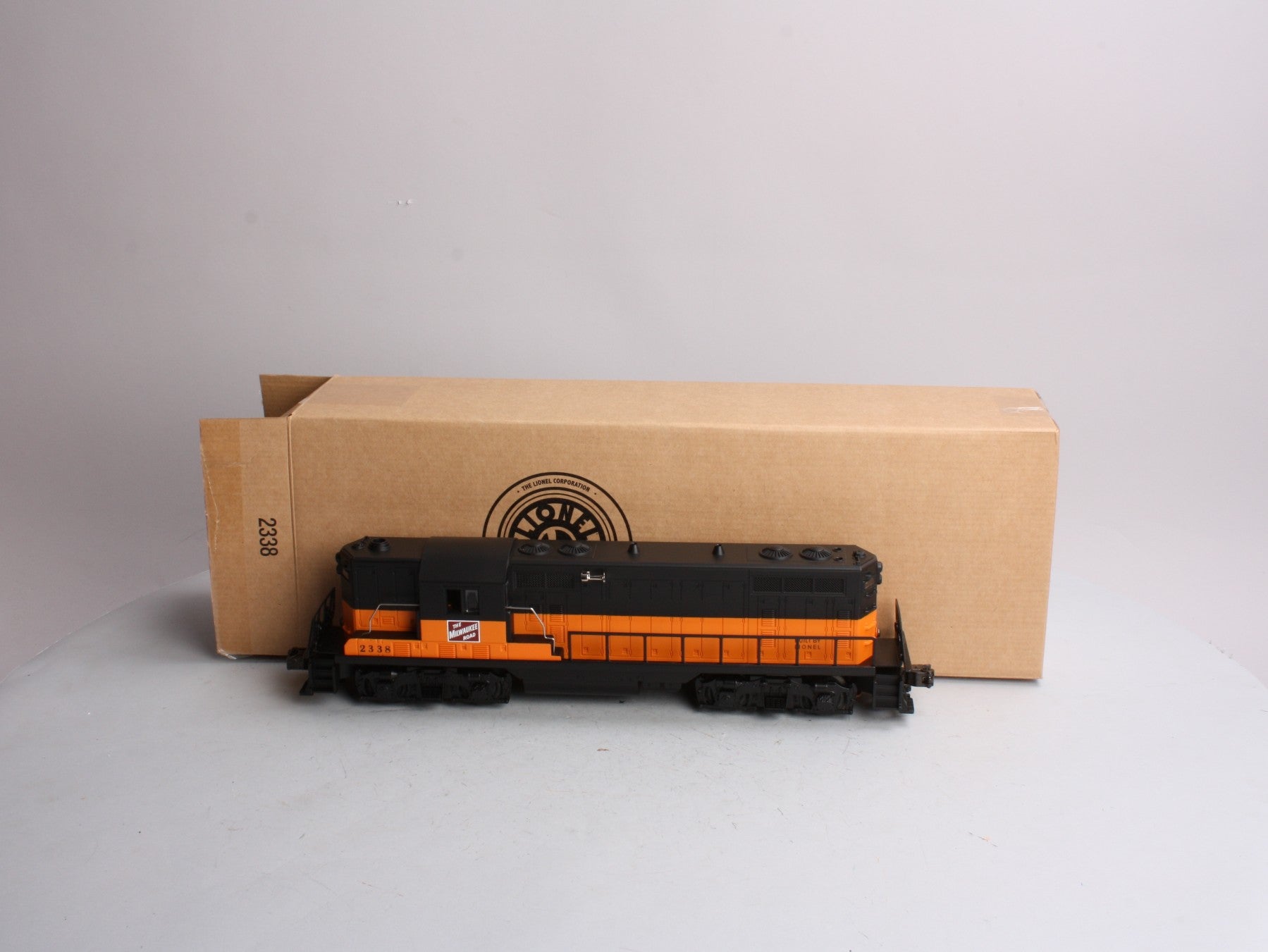 Lionel 6-38305 Conventional Classics Milwaukee GP-7 Diesel