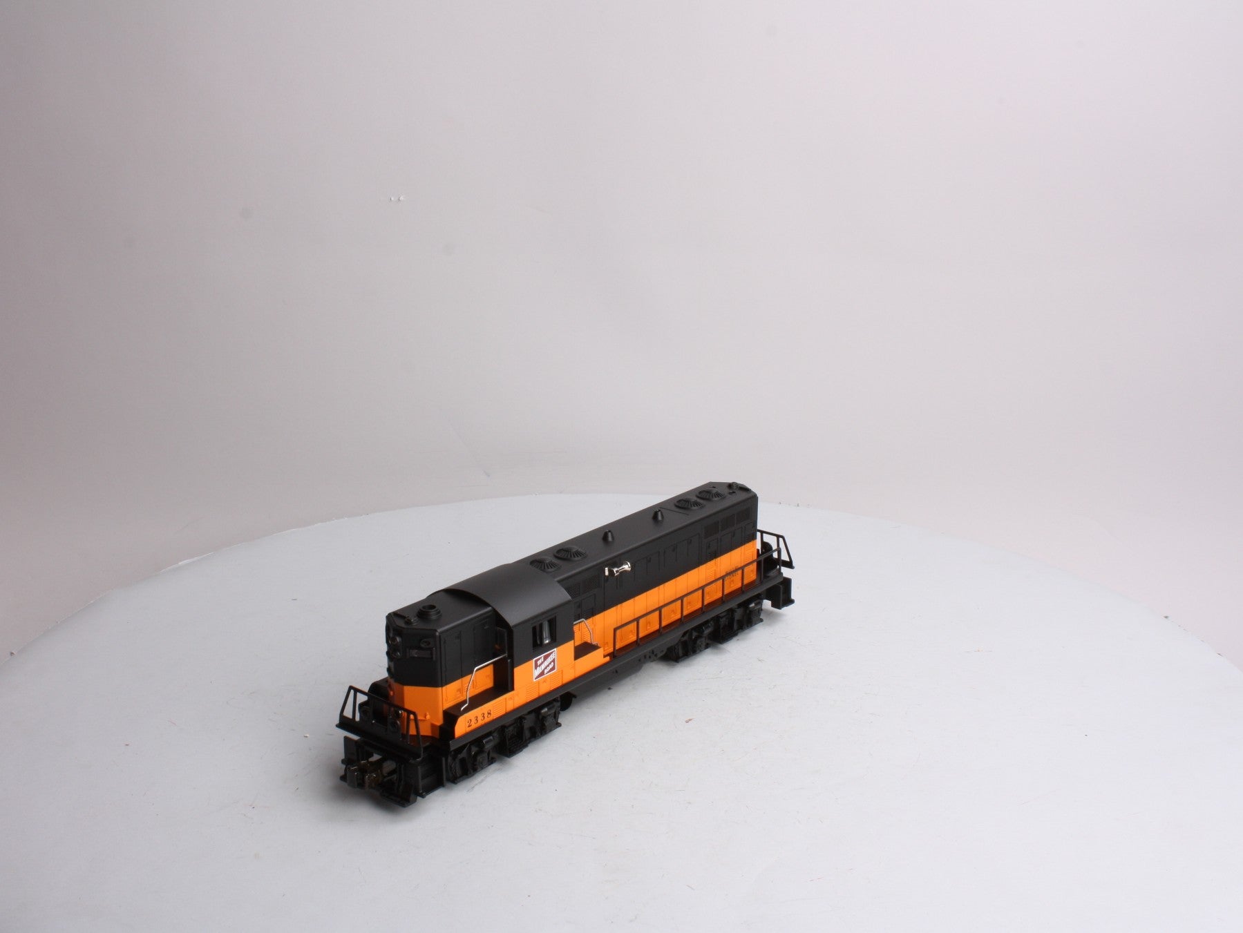 Lionel 6-38305 Conventional Classics Milwaukee GP-7 Diesel Locomotive #2338