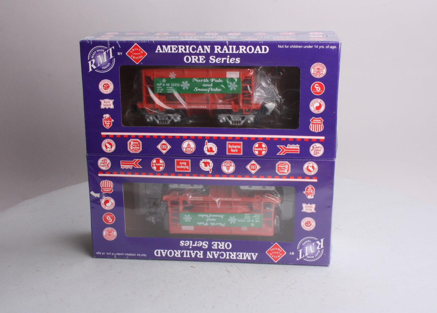 RMT 96750 O Ore Car Christmas (Set of 2)