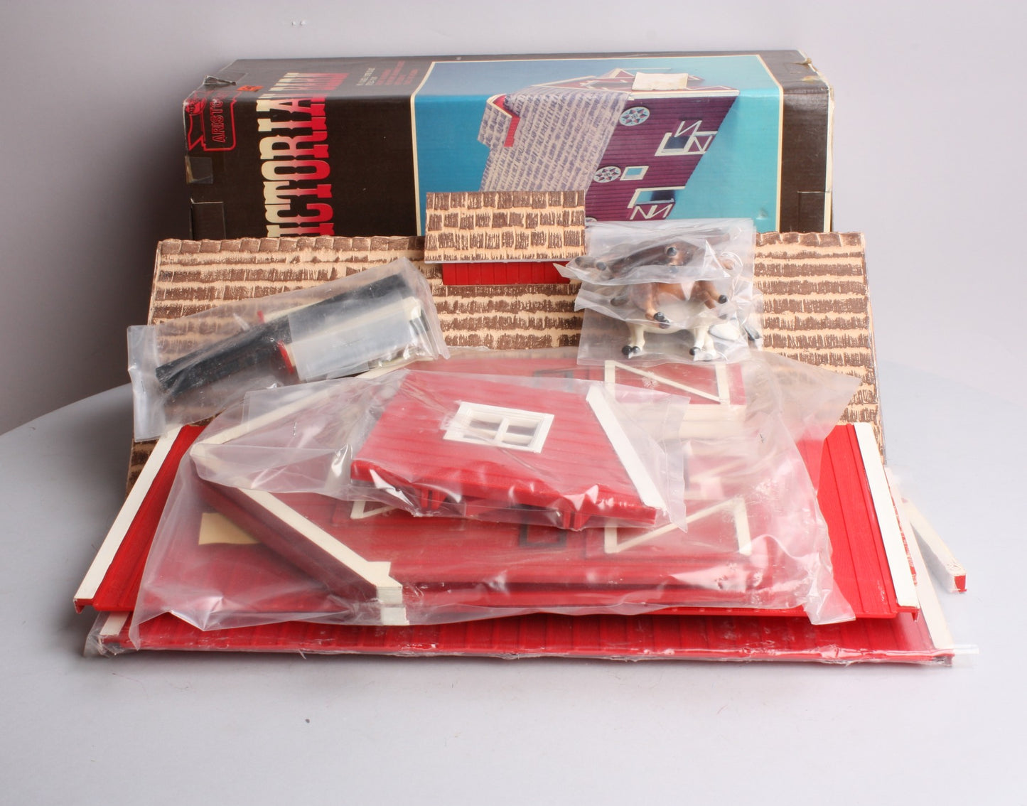 Aristo-Craft ART17107 G Scale Victorian Barn Building Kit