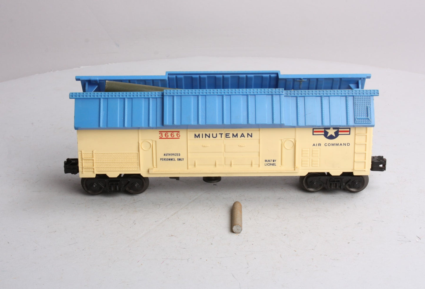 Lionel 3666 Vintage O Gauge USAF Minuteman Missile Car w/ Cannon - RARE