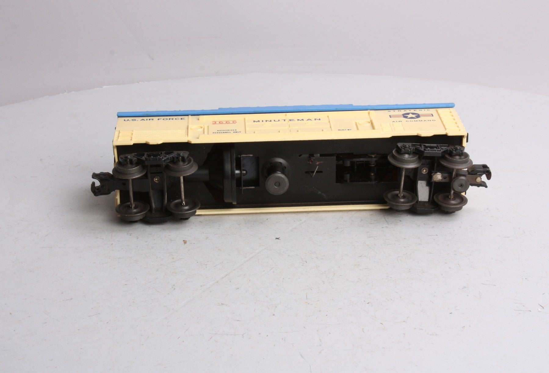 Lionel 3666 Vintage O Gauge USAF Minuteman Missile Car w/ Cannon - RARE