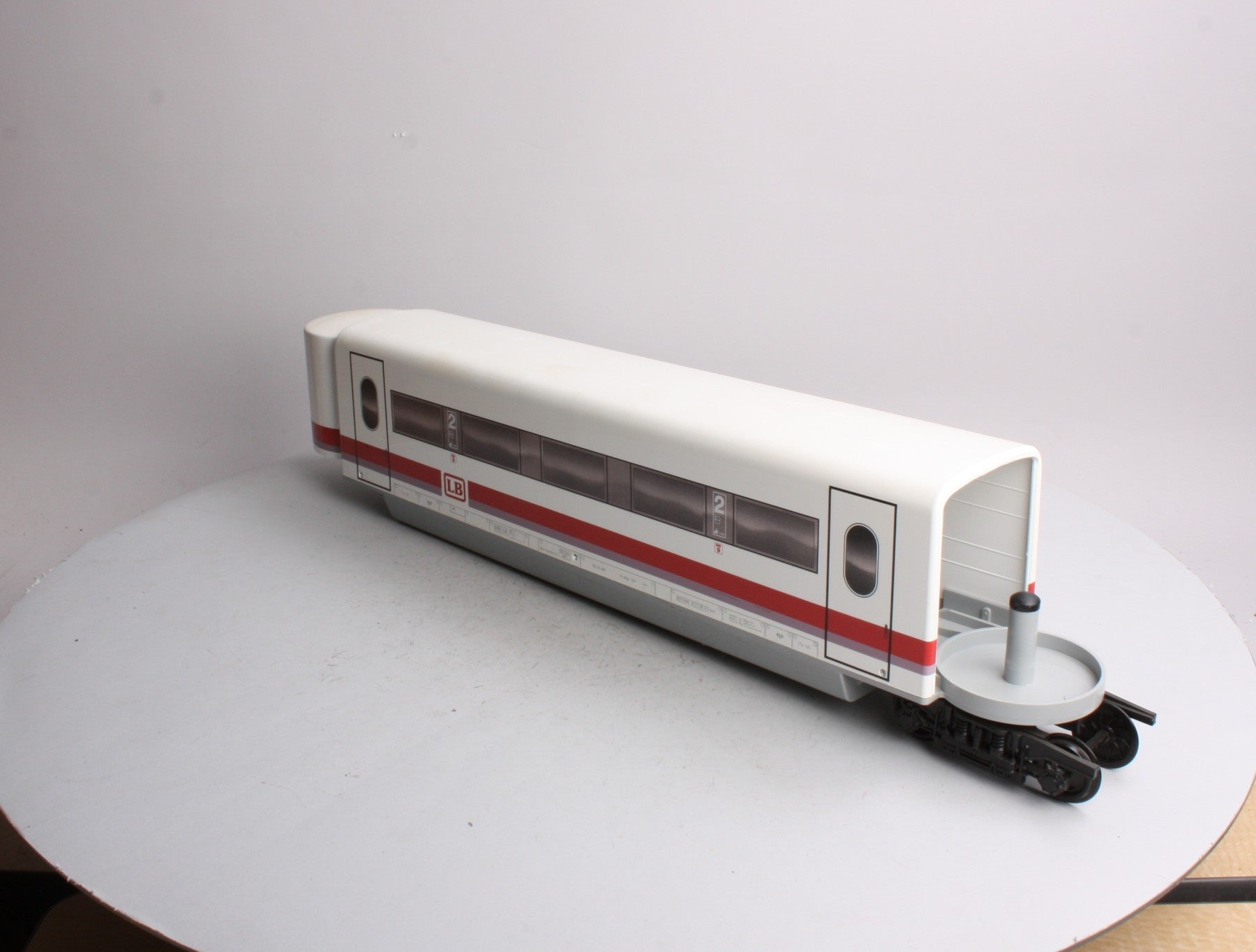LGB 90953 G Scale LCE Articulated Passenger Car #2