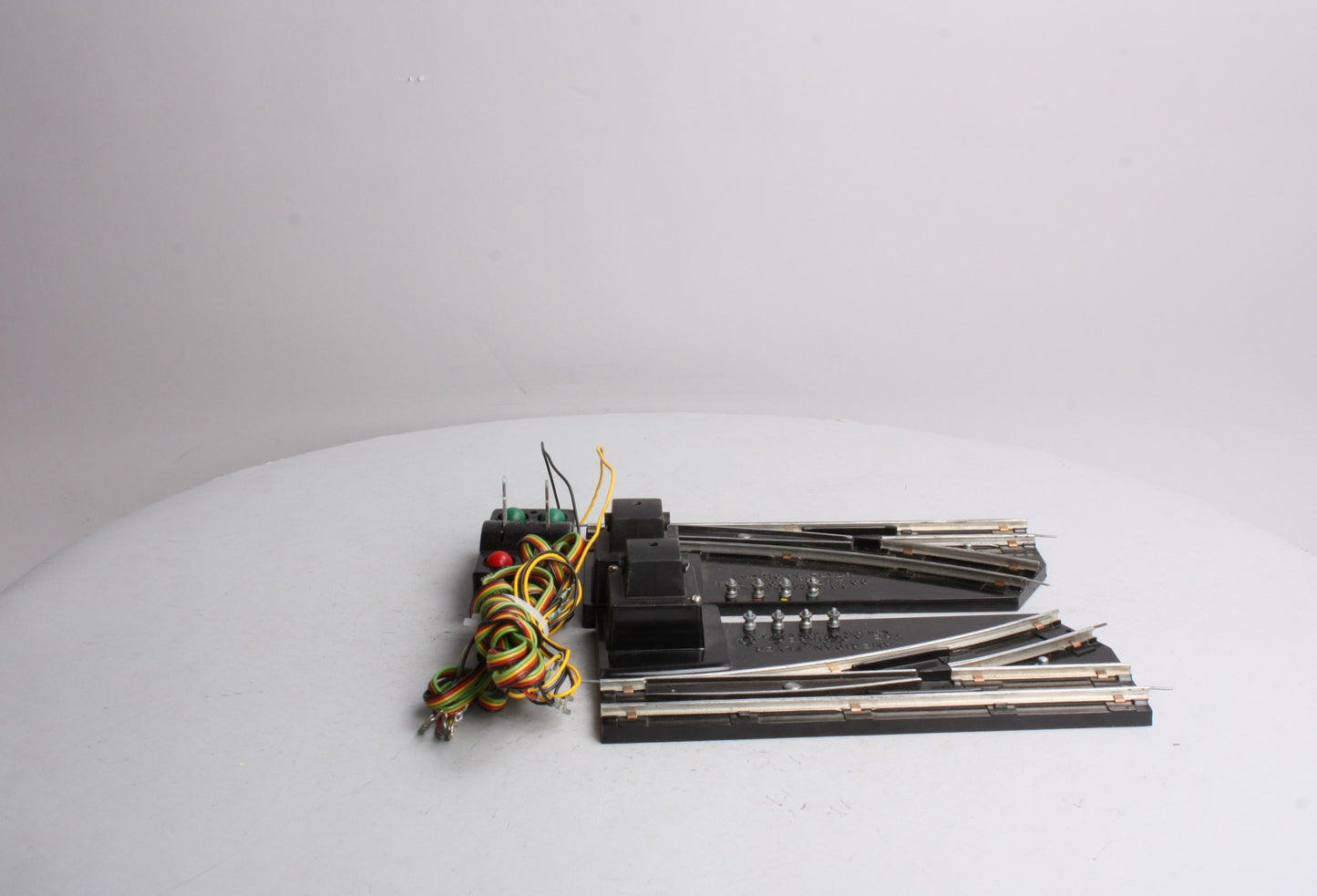 American Flyer 26742 Vintage S LH & RH Remote Switch Turnout Pair