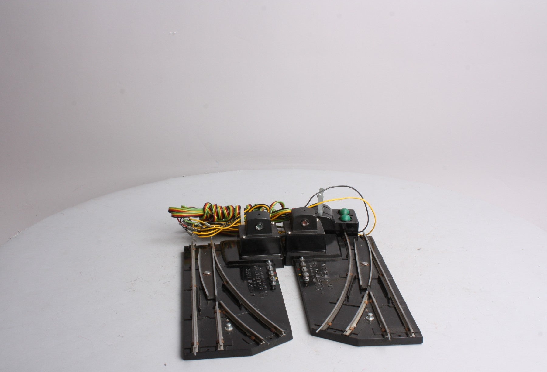 American Flyer 26742 Vintage S LH & RH Remote Switch Turnout Pair