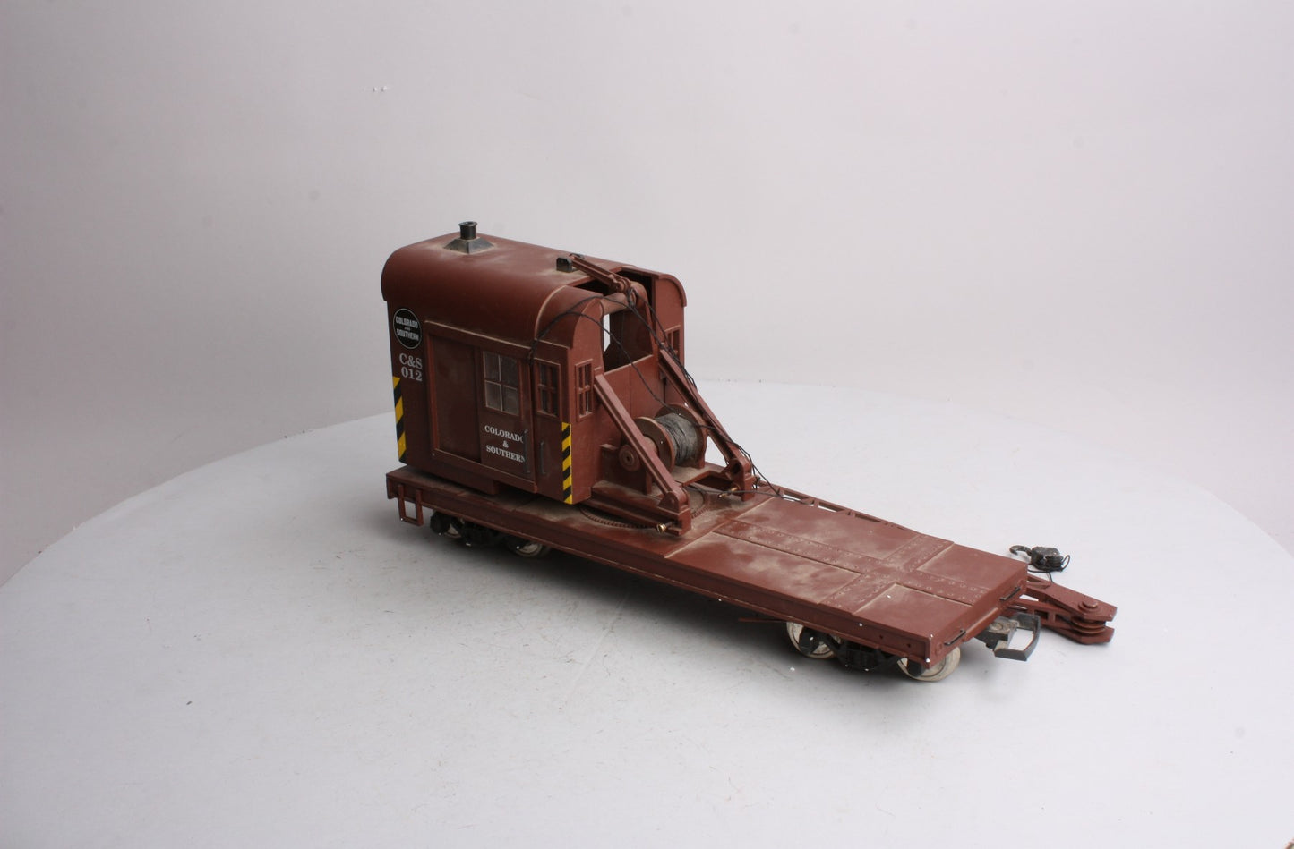 USA Trains 1867 G Gauge Colorado & Southern 25-Ton Crane with Metal Wheels