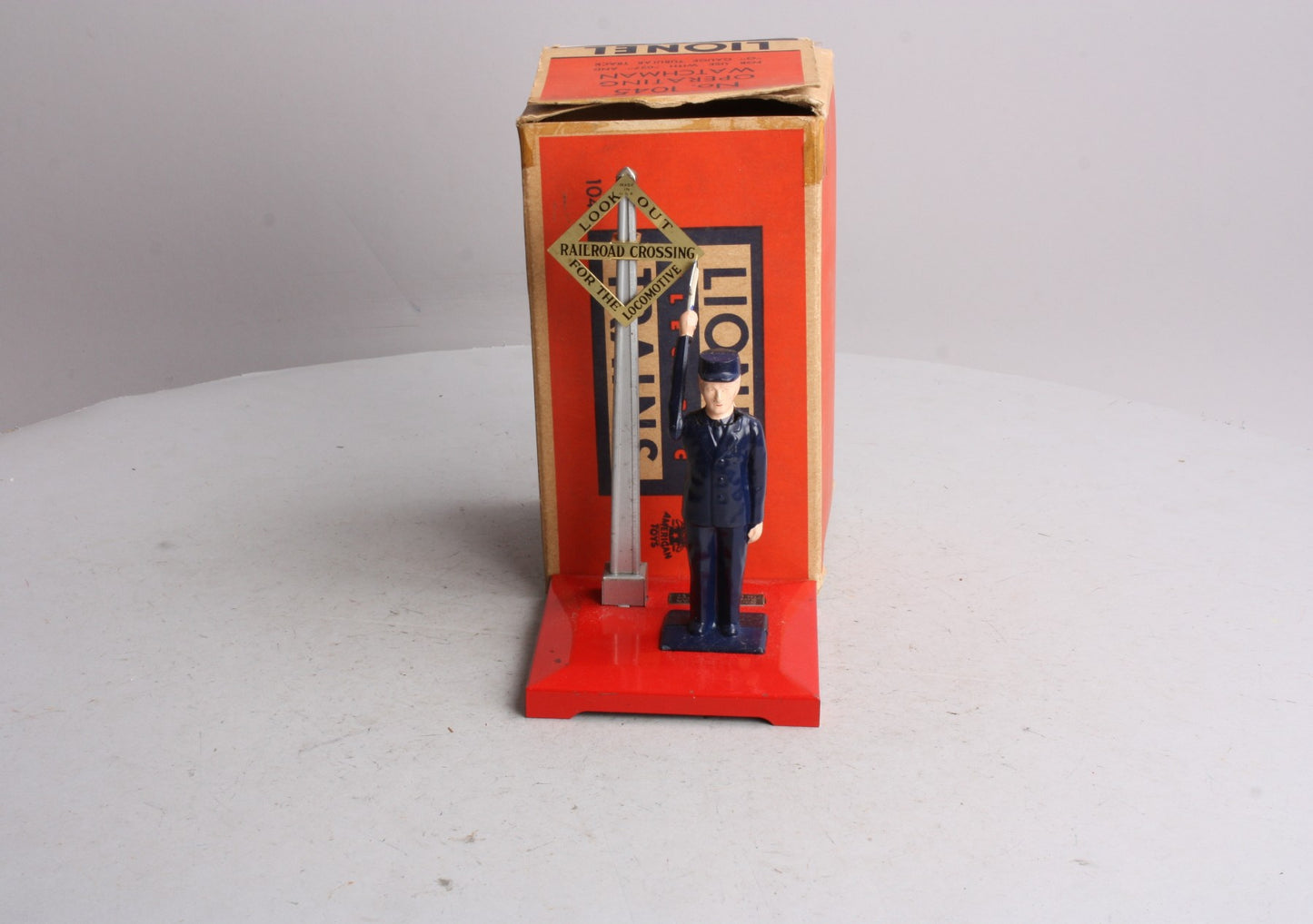 Lionel 1045 Vintage O Operating Watchman