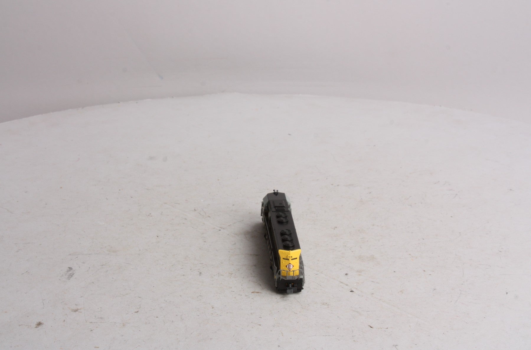 Kato 176-3111 N Scale Erie Lackawanna SD-45 Diesel #3632