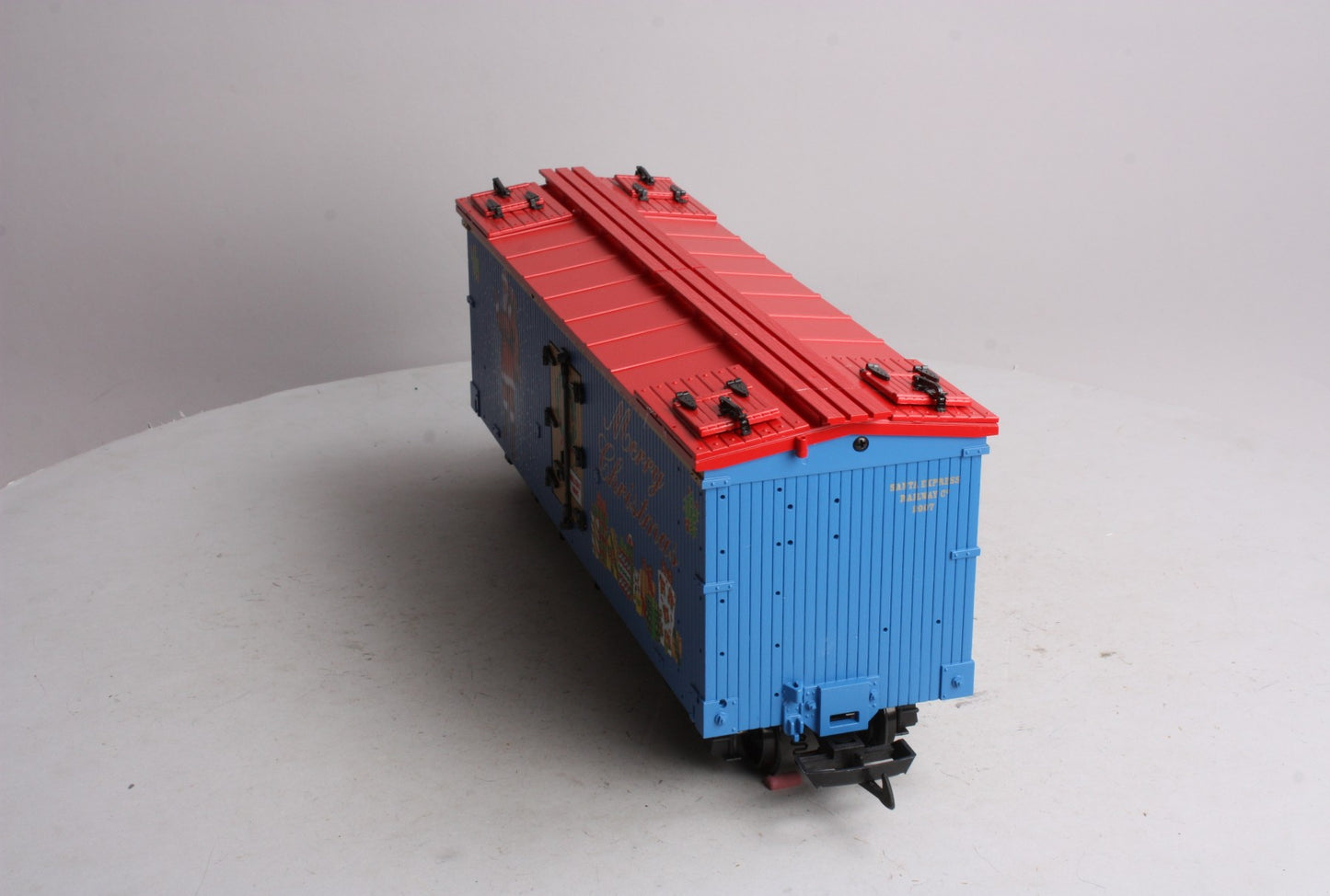 USA Trains R13025 G 2007 Christmas Reefer Car- Plastic Wheels