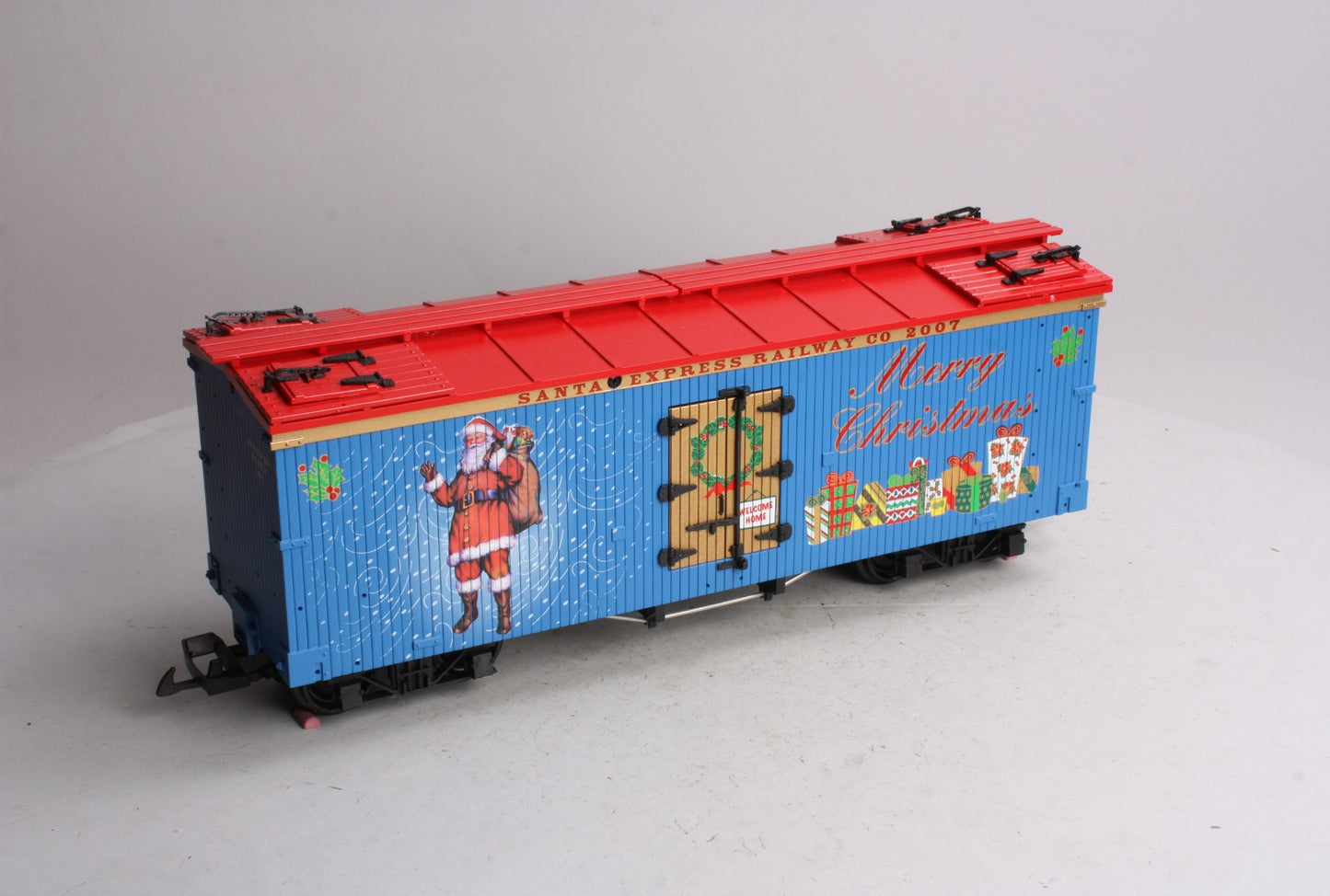 USA Trains R13025 G 2007 Christmas Reefer Car- Plastic Wheels