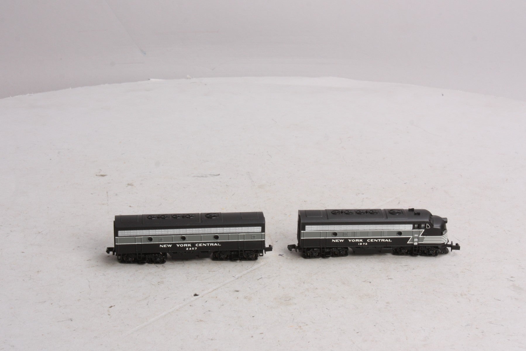 Bachmann 81254 N Scale New York Centrtal F-7 AB Diesel Set