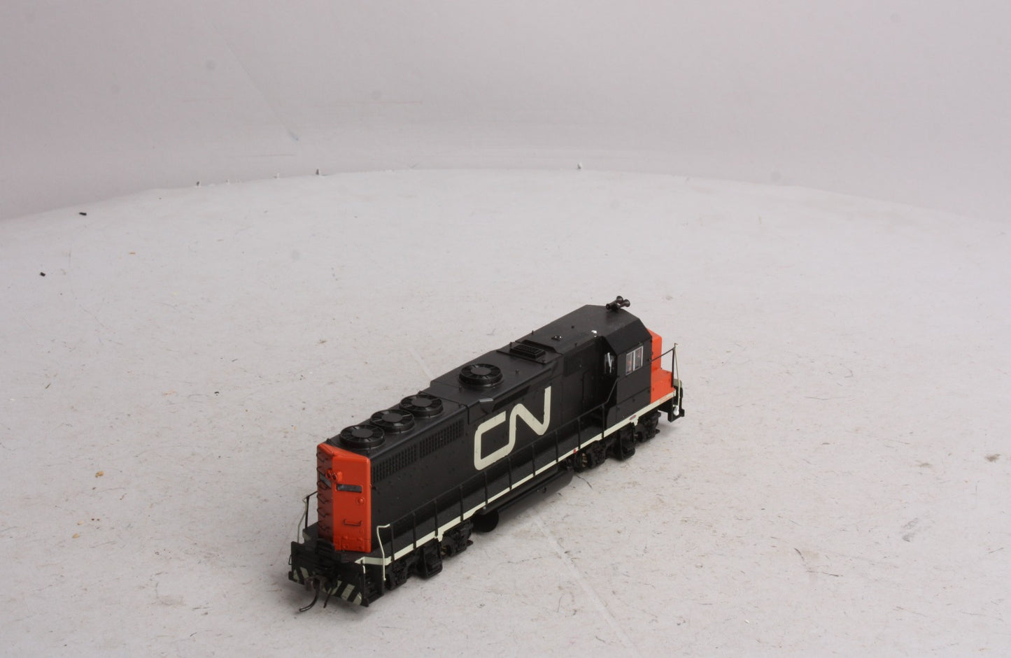 Atlas 8906 HO Scale Canadian National GP-40 Diesel Locomotive