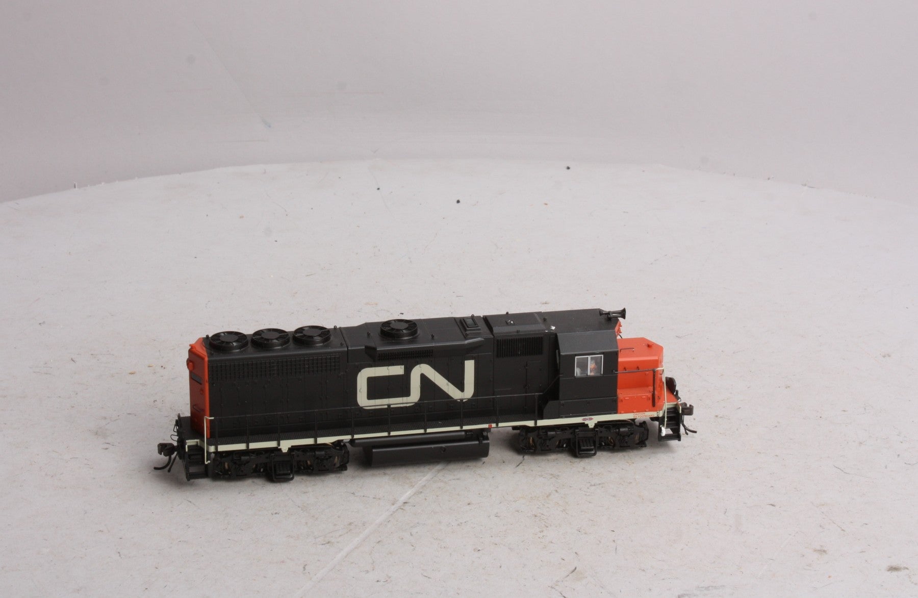 Atlas 8906 HO Scale Canadian National GP-40 Diesel Locomotive