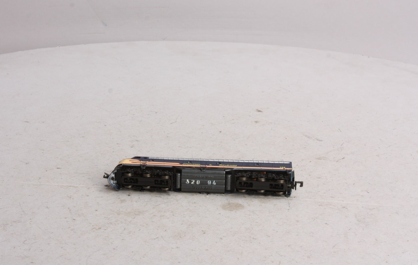 Life Like 7166 N Louisville & Nashviille E-8 Diesel Locomotive #796