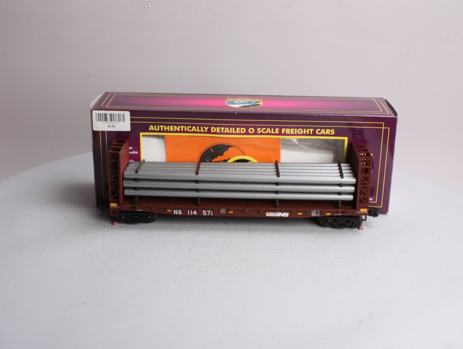 MTH 20-98666 Norfolk Southern Flat Car - w/Bulkheads & Pipe Load