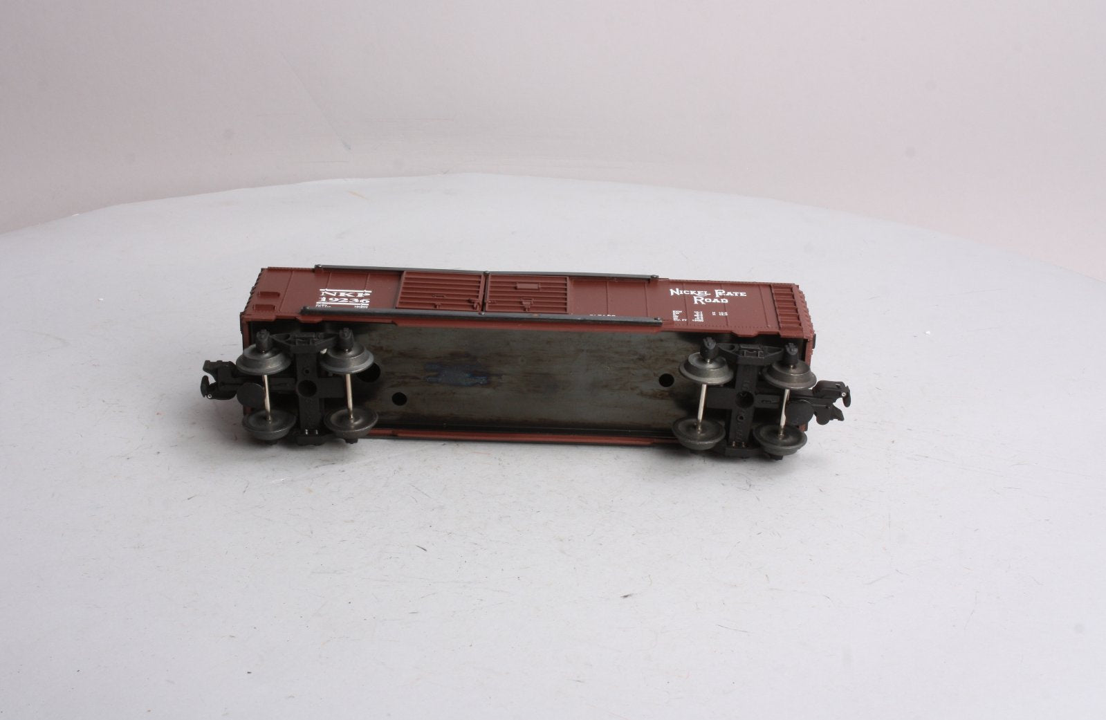 Lionel 6-19236 Nickel Plate Road Double-door boxcar Lionel 6-19236 Nickel Plate Road Double-door boxcar