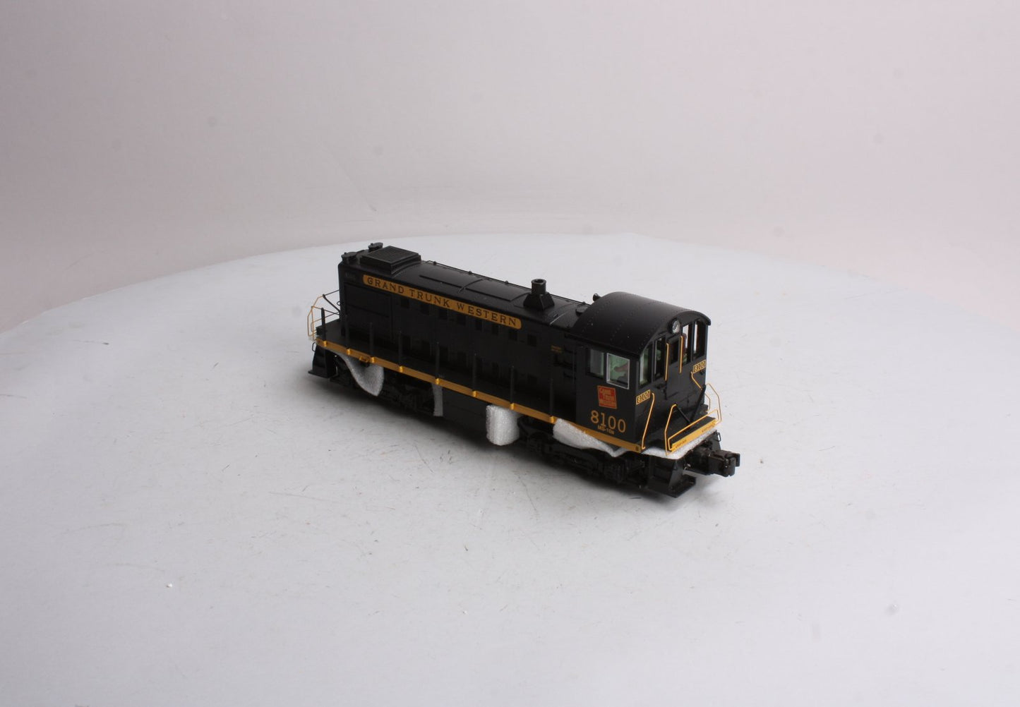 MTH 20-2794-1 Grand Trunk Western Alco S-2 Diesel Switcher w/PS 2.0 #8100
