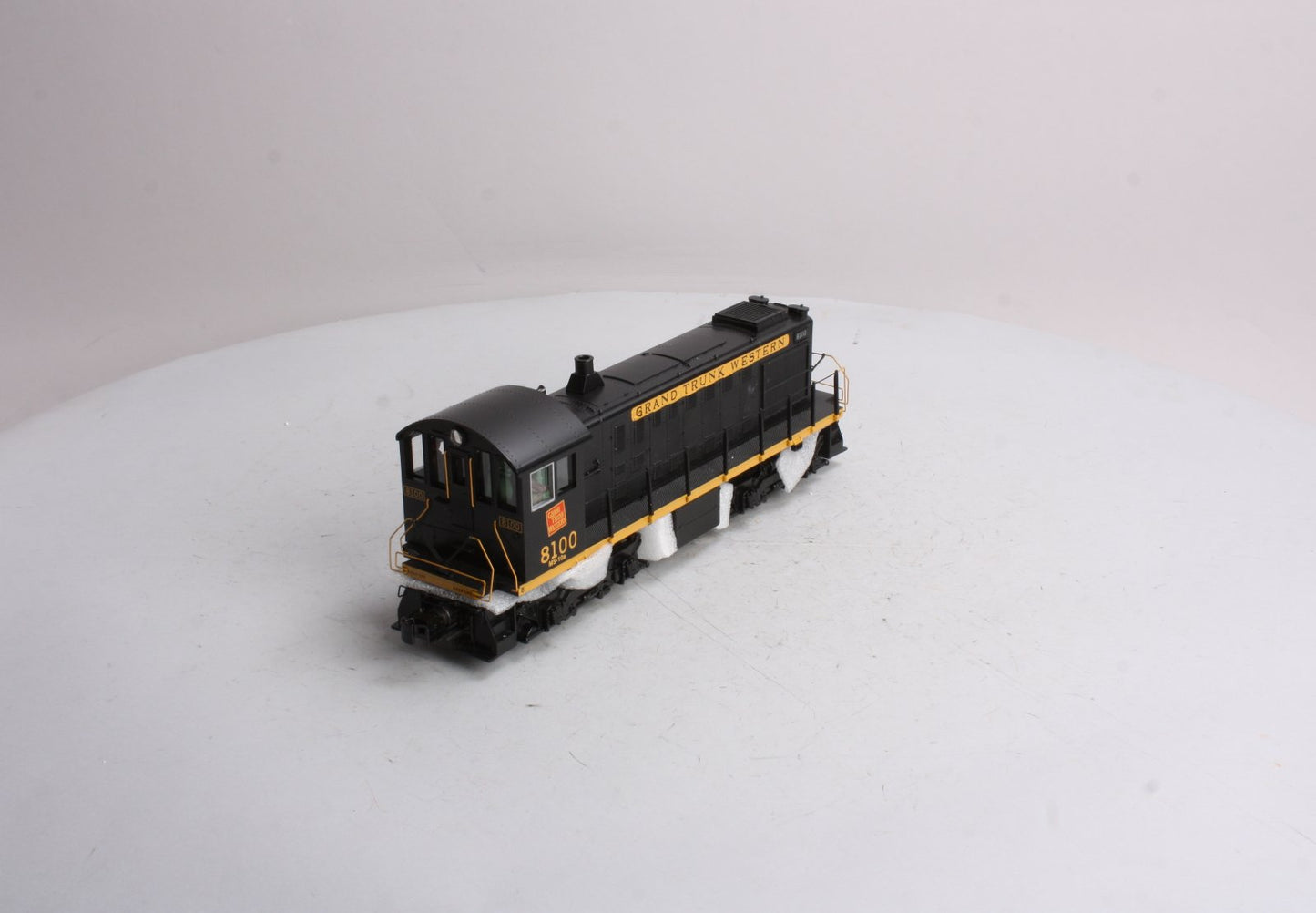 MTH 20-2794-1 Grand Trunk Western Alco S-2 Diesel Switcher w/PS 2.0 #8100