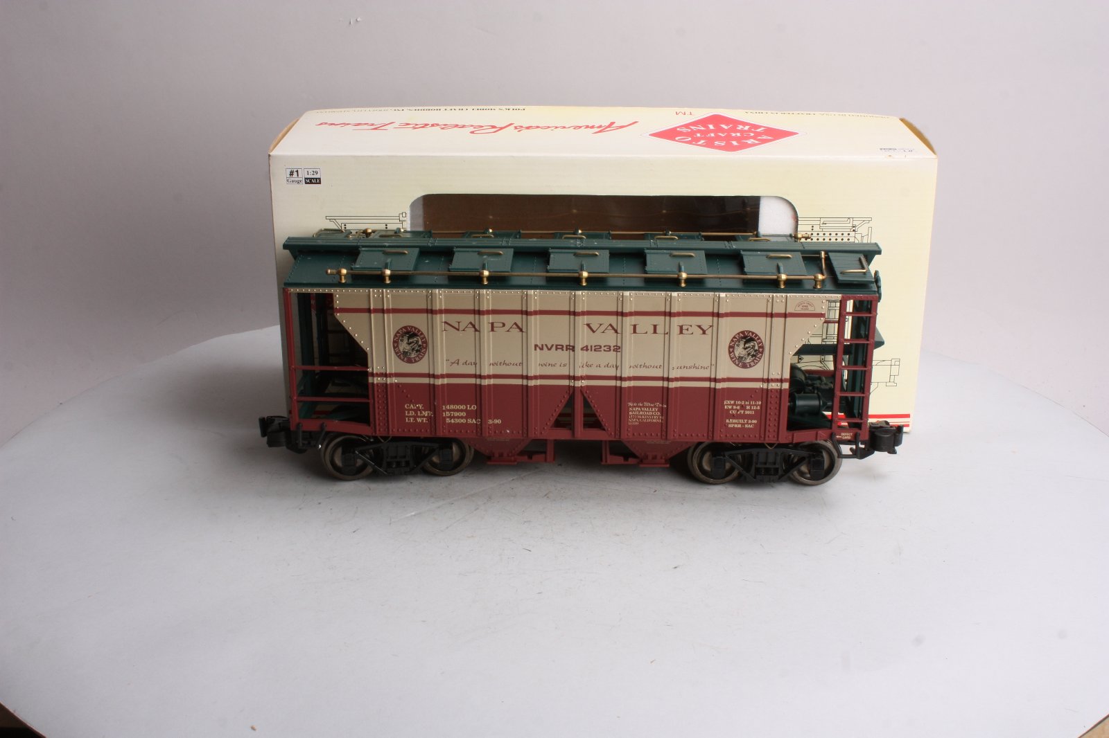 Aristo-Craft 41232 G Scale Napa Valley 2-Bay Covered Hopper- Metal Wheels