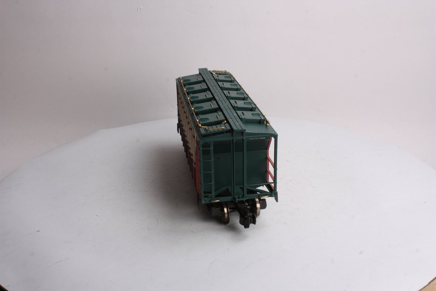 Aristo-Craft 41232 G Scale Napa Valley 2-Bay Covered Hopper- Metal Wheels