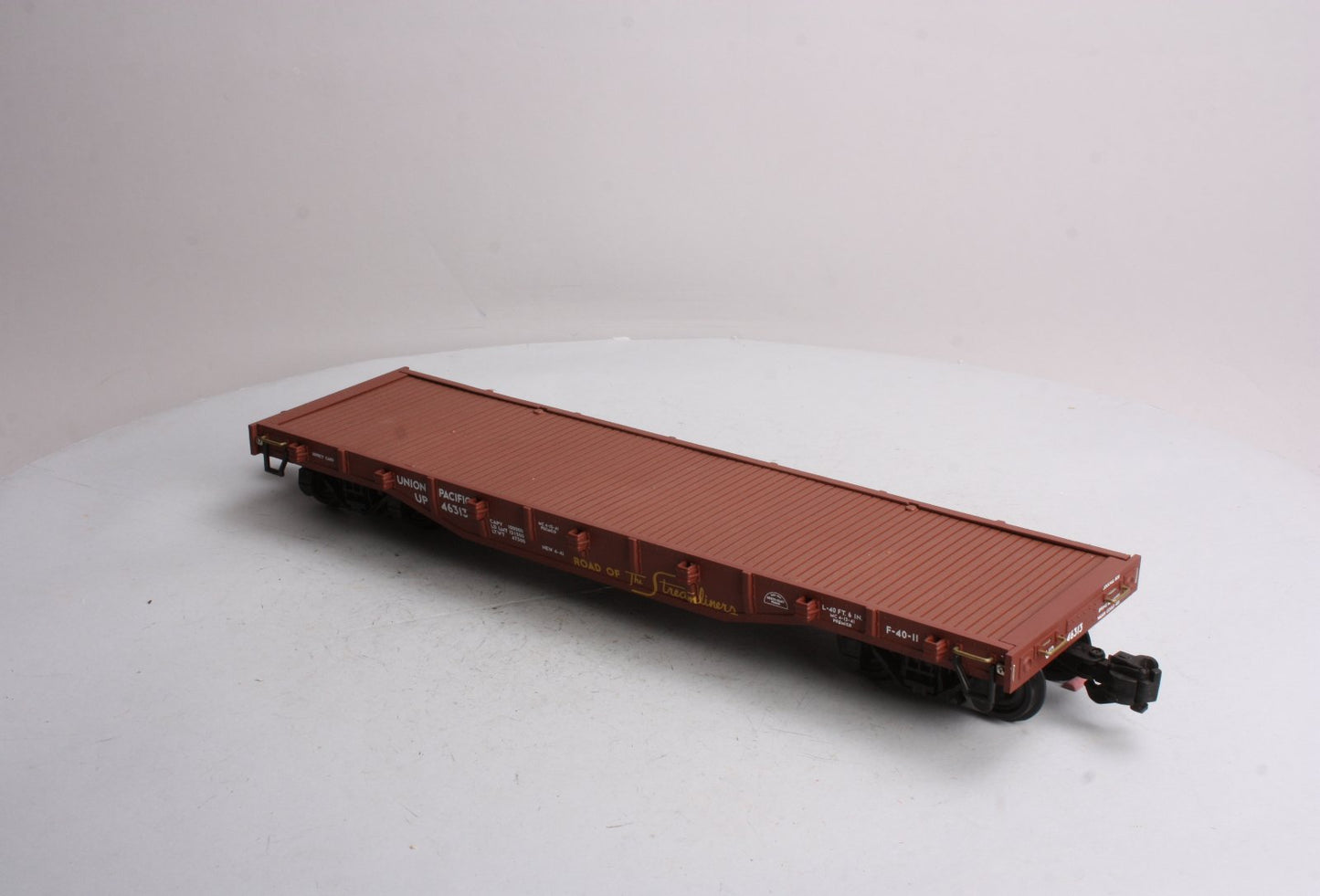Aristo-Craft 46313 Union Pacific Flatcar with Load
