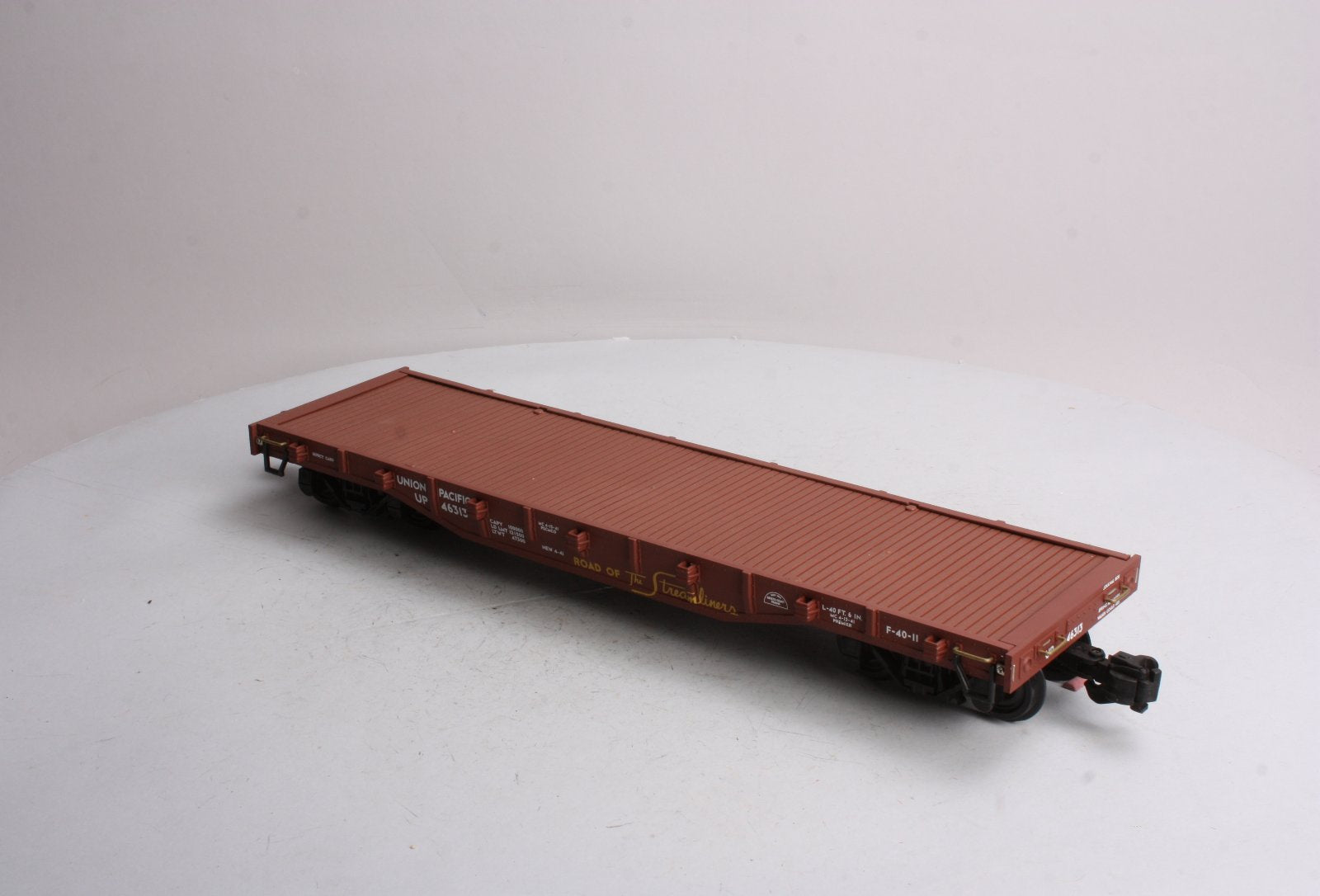 Aristo-Craft 46313 Union Pacific Flatcar with Load