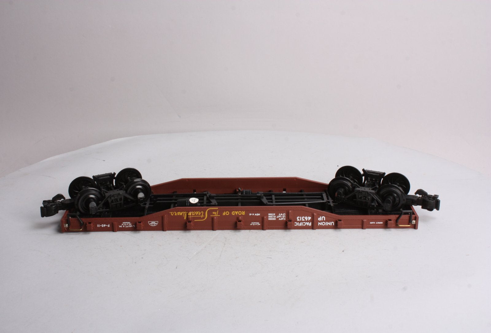 Aristo-Craft 46313 Union Pacific Flatcar with Load