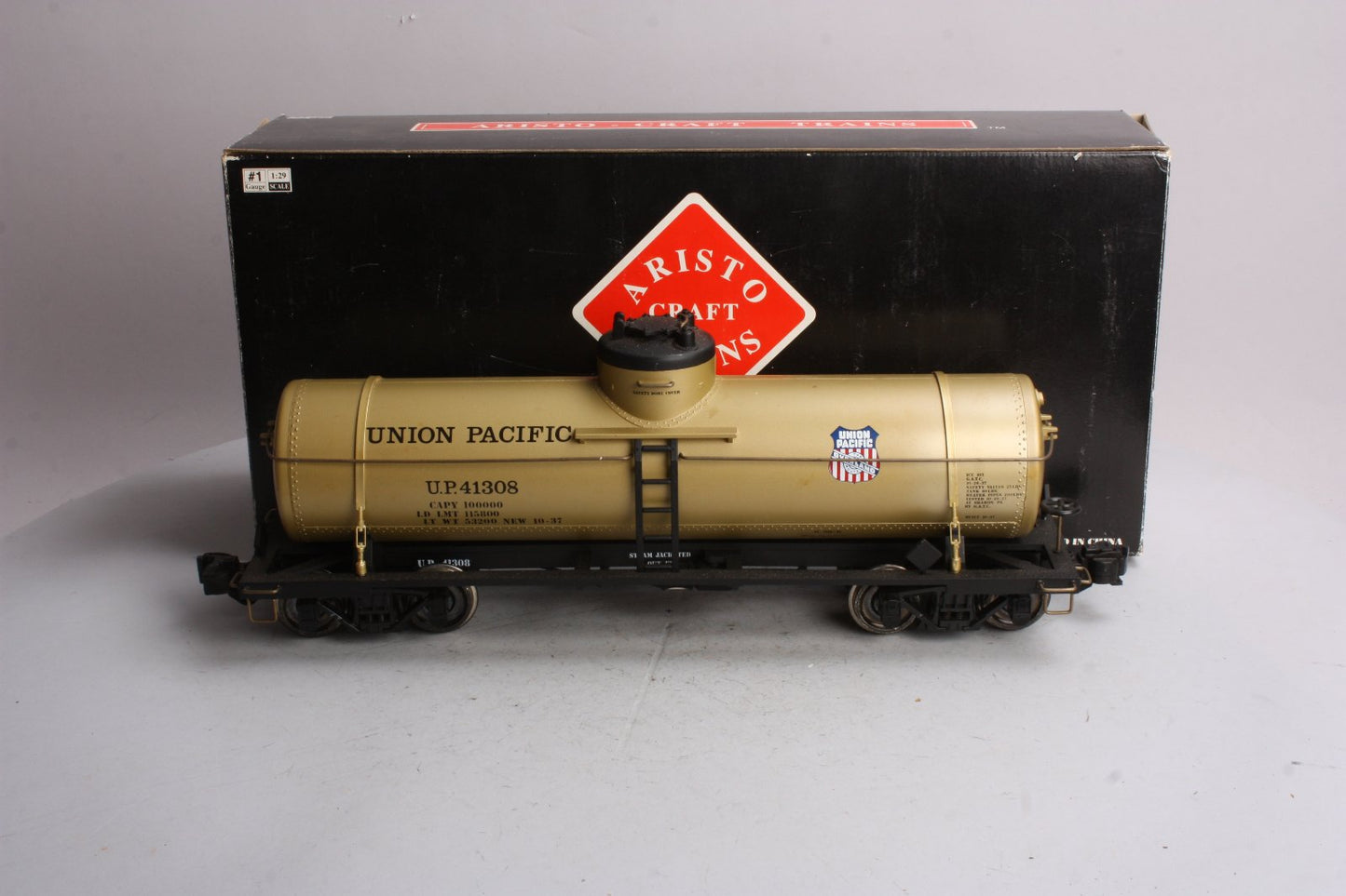 Aristo-Craft 41308 Union Pacific Single Dome Tank Car