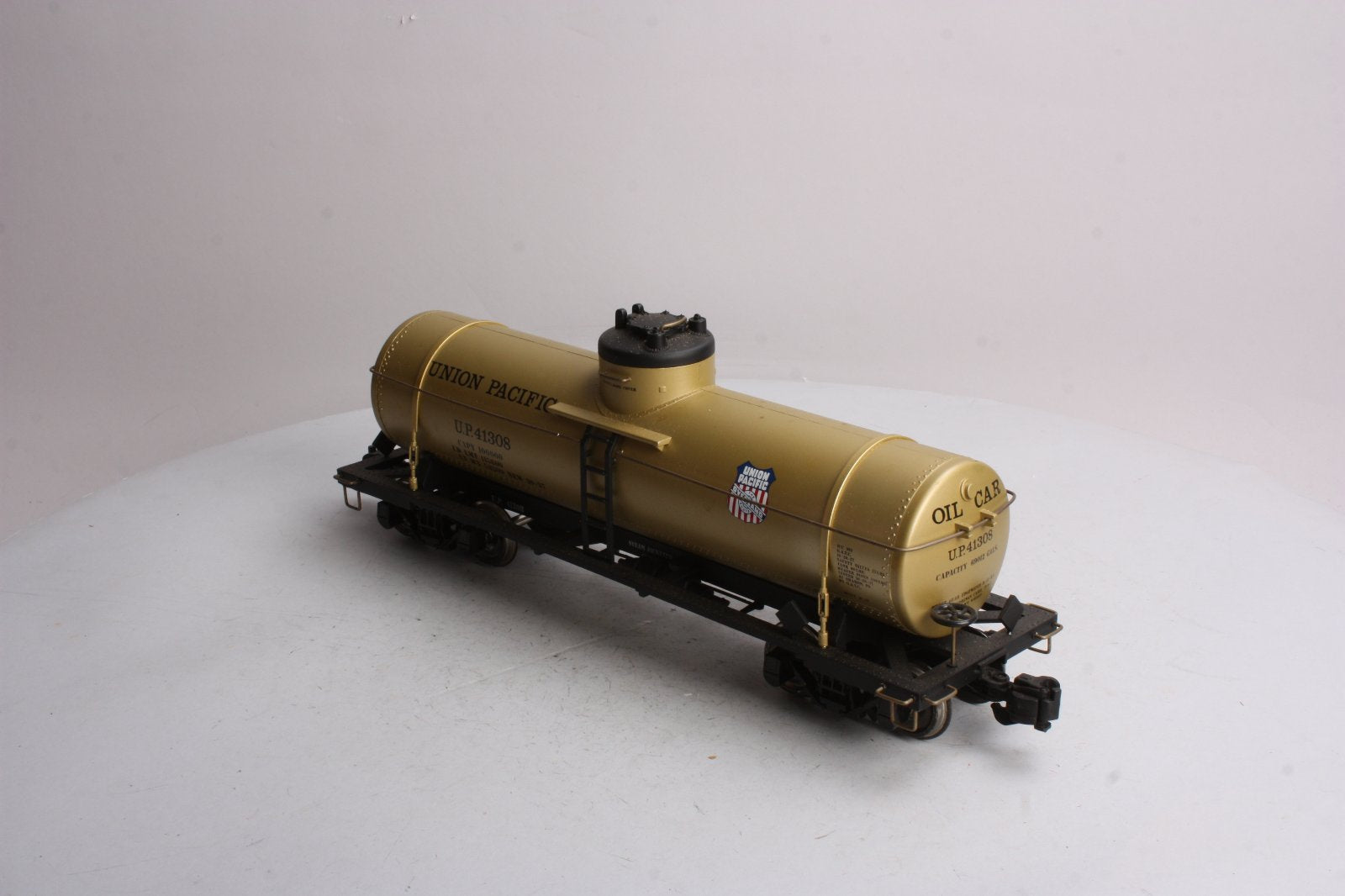 Aristo-Craft 41308 Union Pacific Single Dome Tank Car