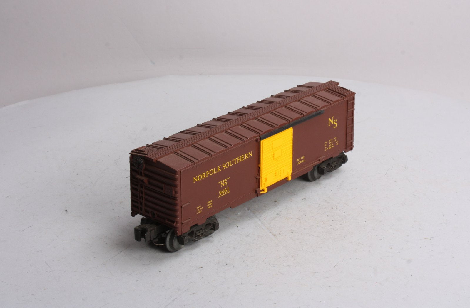 Lionel 6-9461 O Gauge Norfolk & Southern Boxcar
