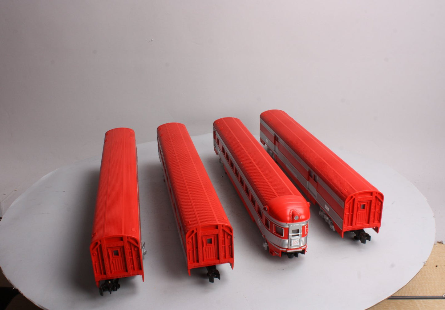 Williams 43171 O Gauge Texas Special 72 Ft. Streamline Passenger Cars (Set of 4)