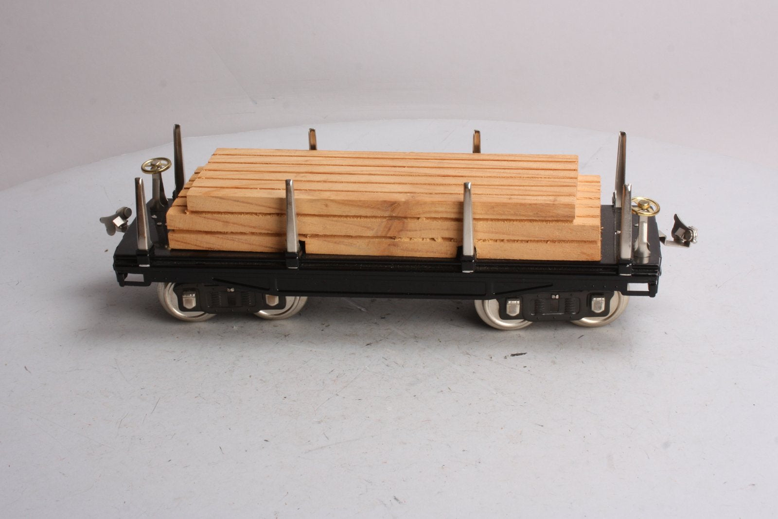 MTH 511 Standard Gauge Flatcar w/Wood Load