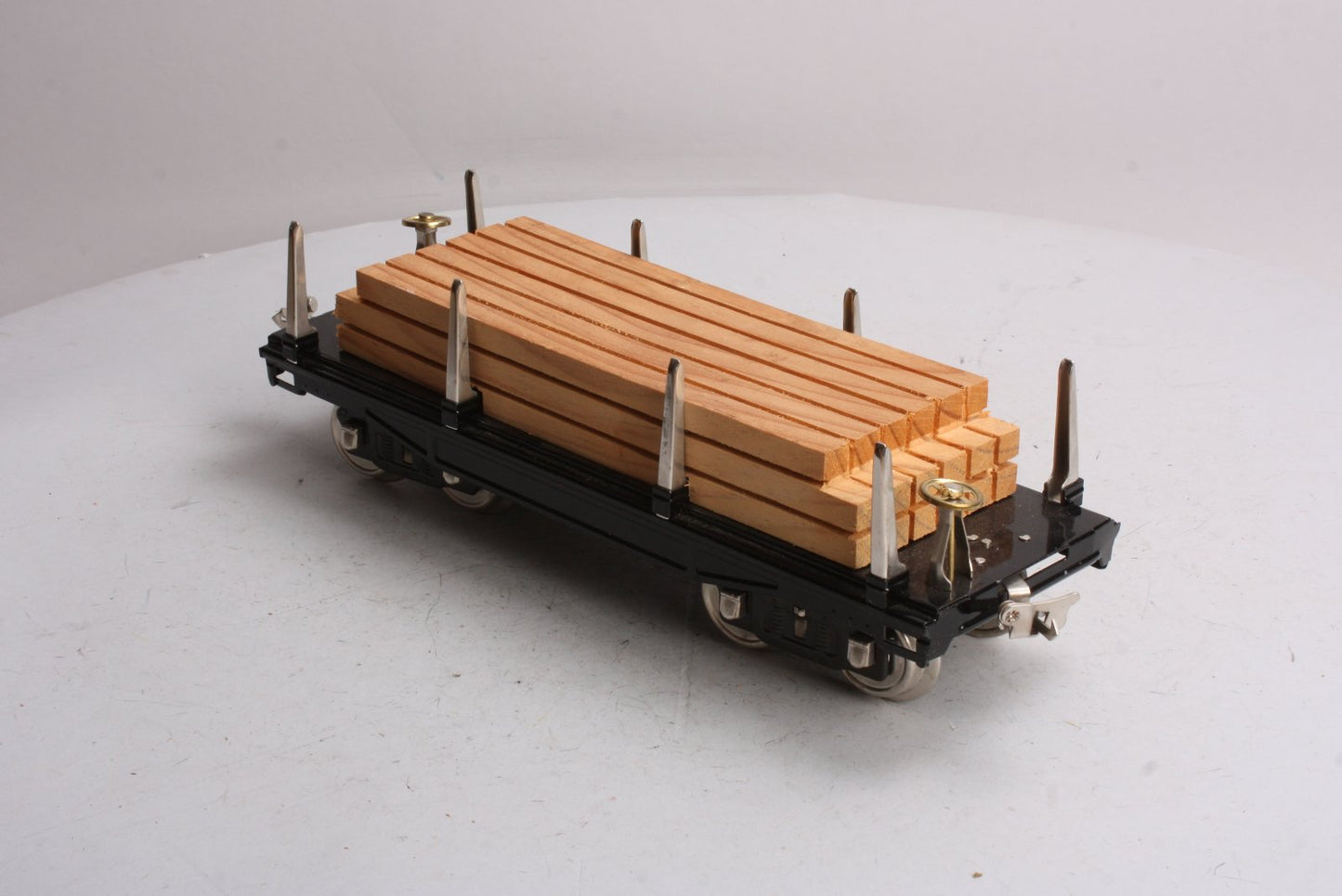 MTH 511 Standard Gauge Flatcar w/Wood Load