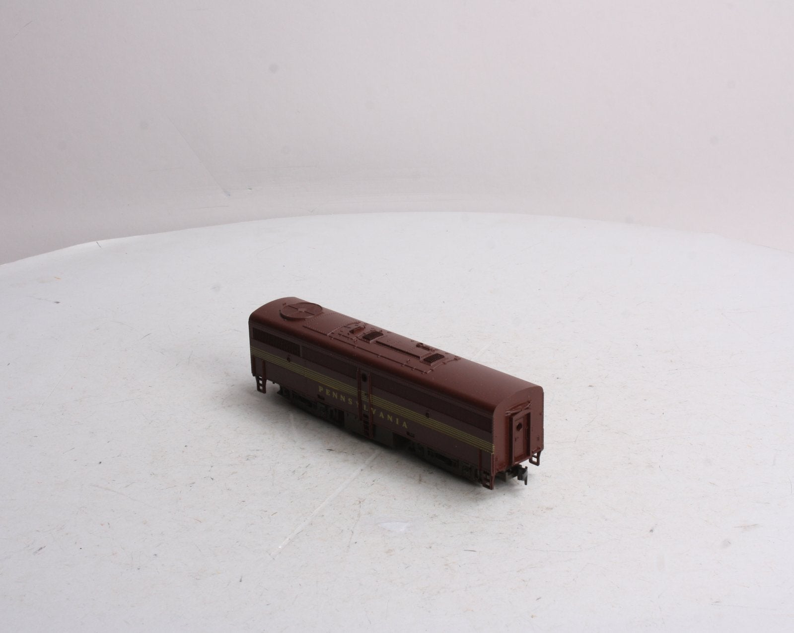 Model Power 842 HO Scale Pennsylvania Powered FB2 B Unit