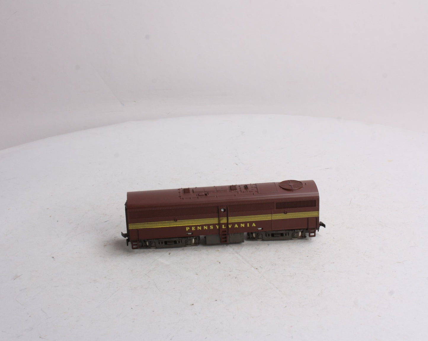 Model Power 842 HO Scale Pennsylvania Powered FB2 B Unit